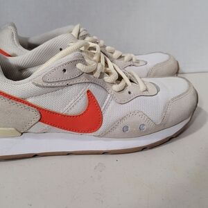 Nike Venture Runner "Rattan Orange" Size 6w